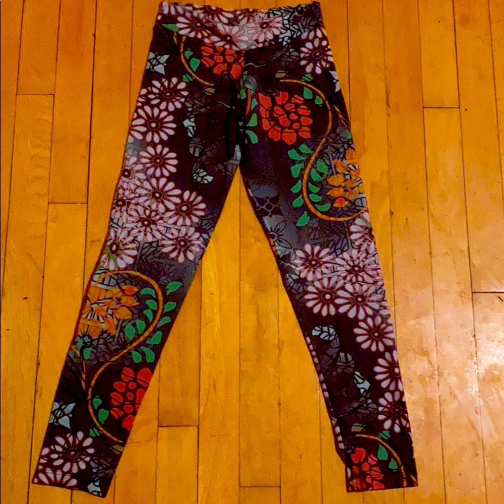 Flower retro yoga pants!